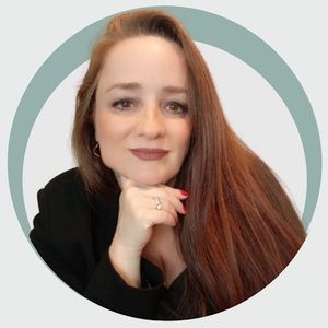 Meet your Posher, Debora